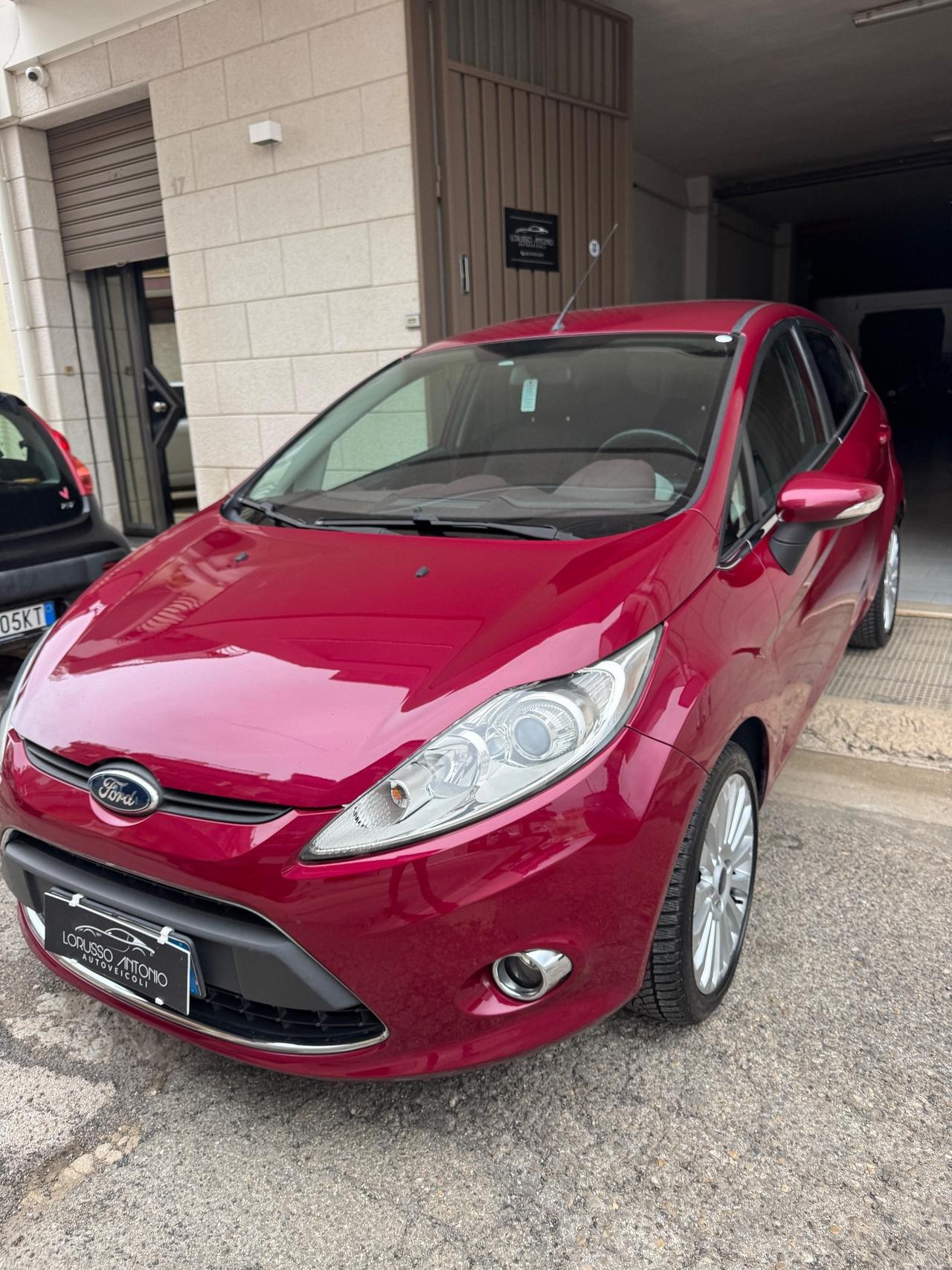 Ford Fiesta 1.4 TDCi 5p. Titanium