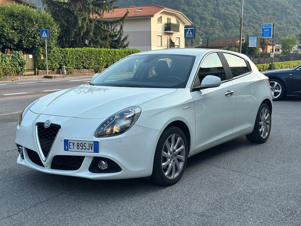 Alfa Romeo Giulietta 1.6 JTDm-2 105 CV Distinctive