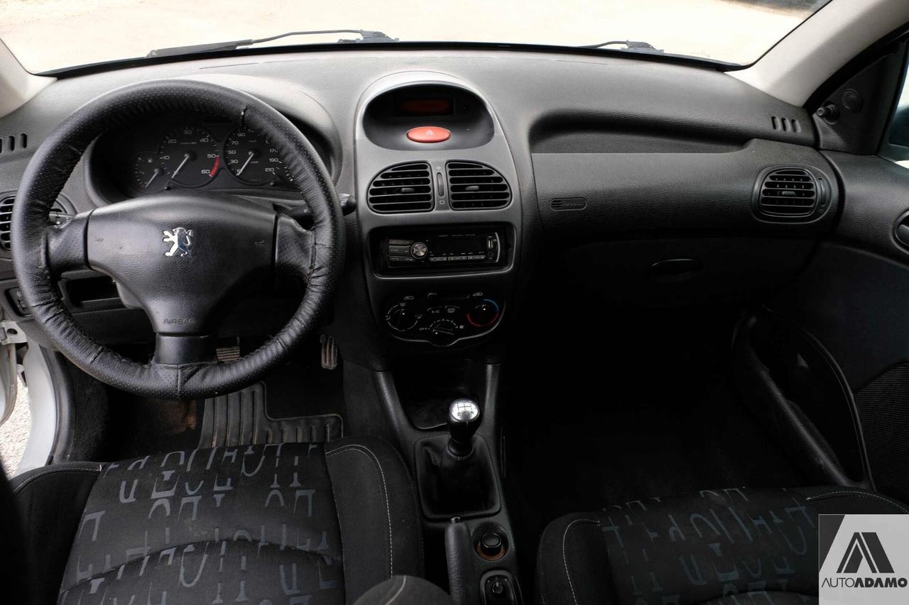 Peugeot 206 2.0 HDi 3P