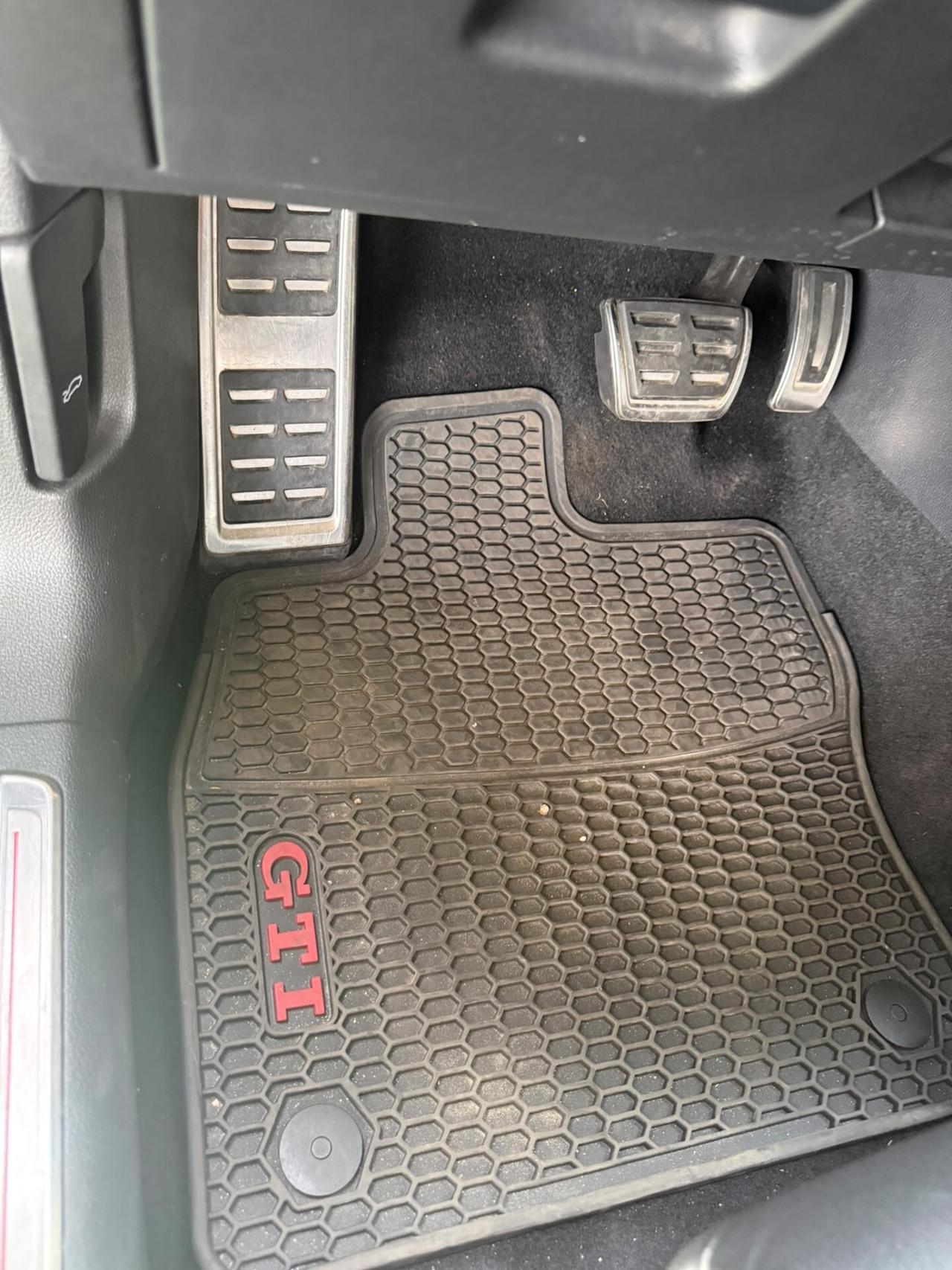 Volkswagen Golf GTI 2.0 TSI TCR DSG 5p. BlueMotion Technology