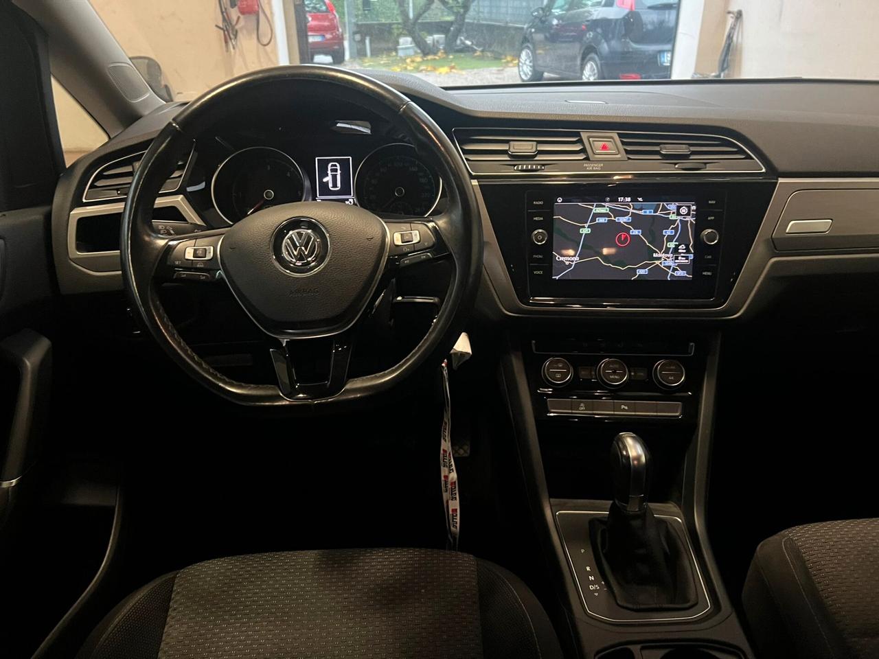 Volkswagen Touran 1.6 TDI 115 CV SCR DSG Business BlueMotion Technology