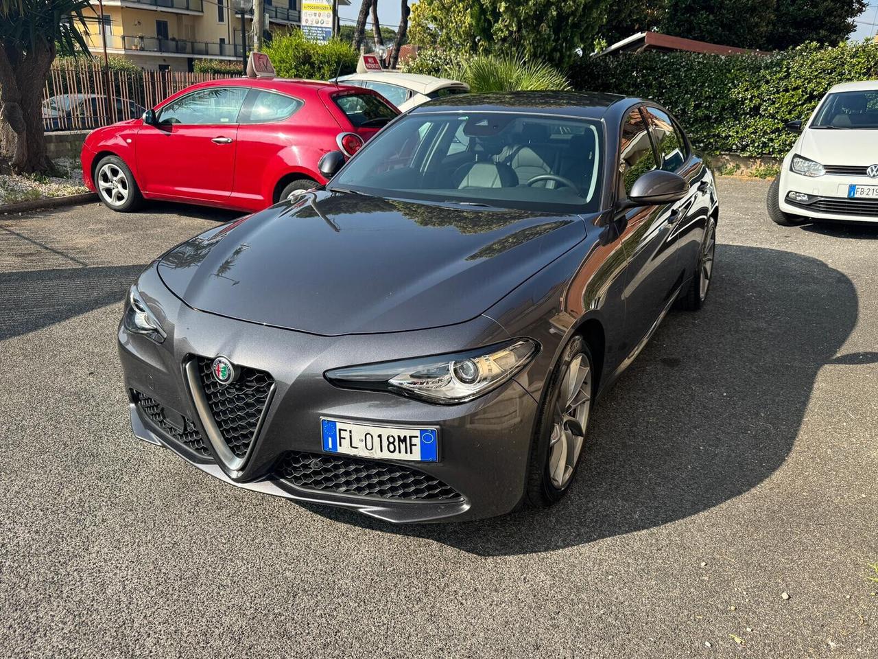 Alfa Romeo Giulia 2.2 Turbodiesel 180 CV AT8 AWD Q4 Super