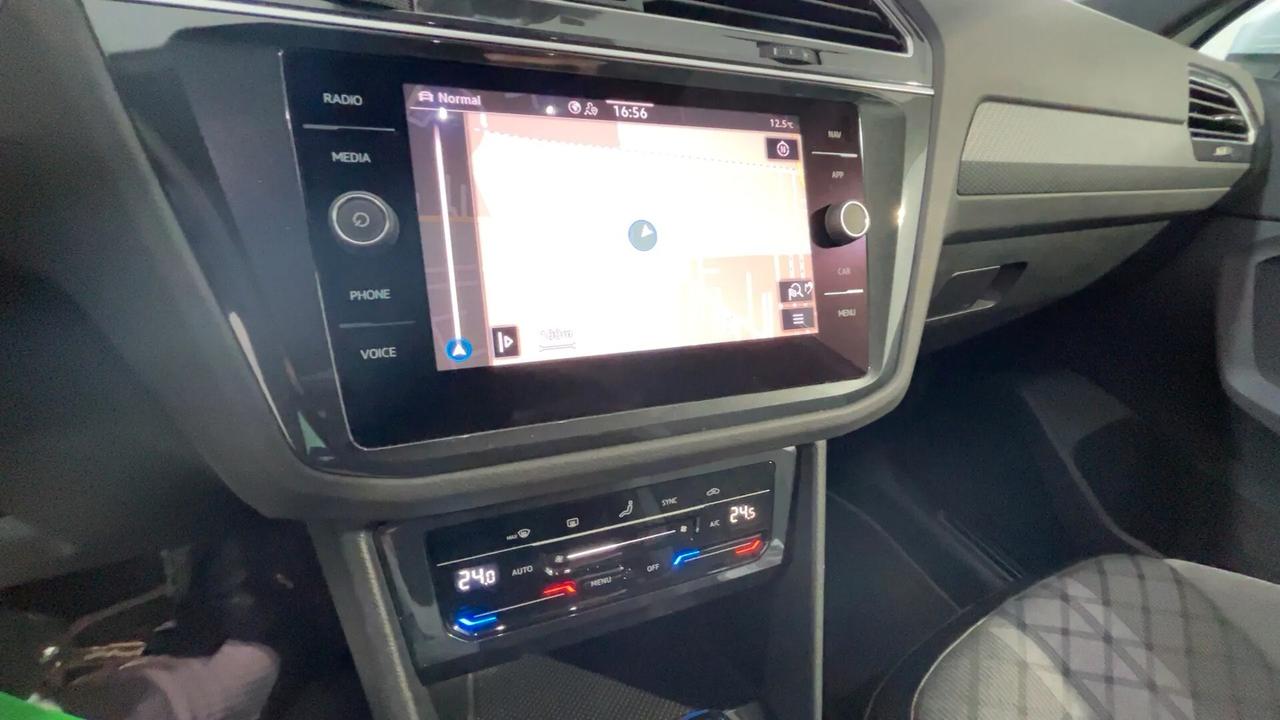 Volkswagen Tiguan 2.0 TDI 150 CV SCR DSG R-Line