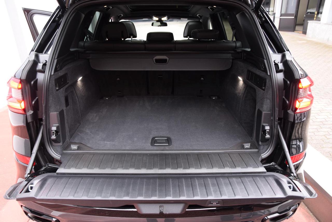 BMW X5 xdrive30d mhev 48V Msport auto