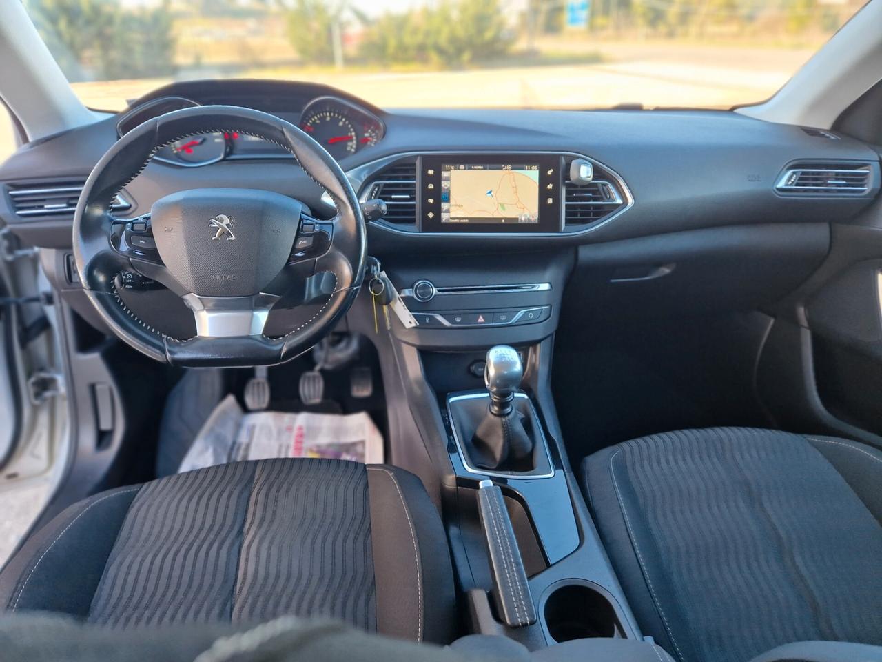 Peugeot 308 BlueHDi 120 S&S Allure