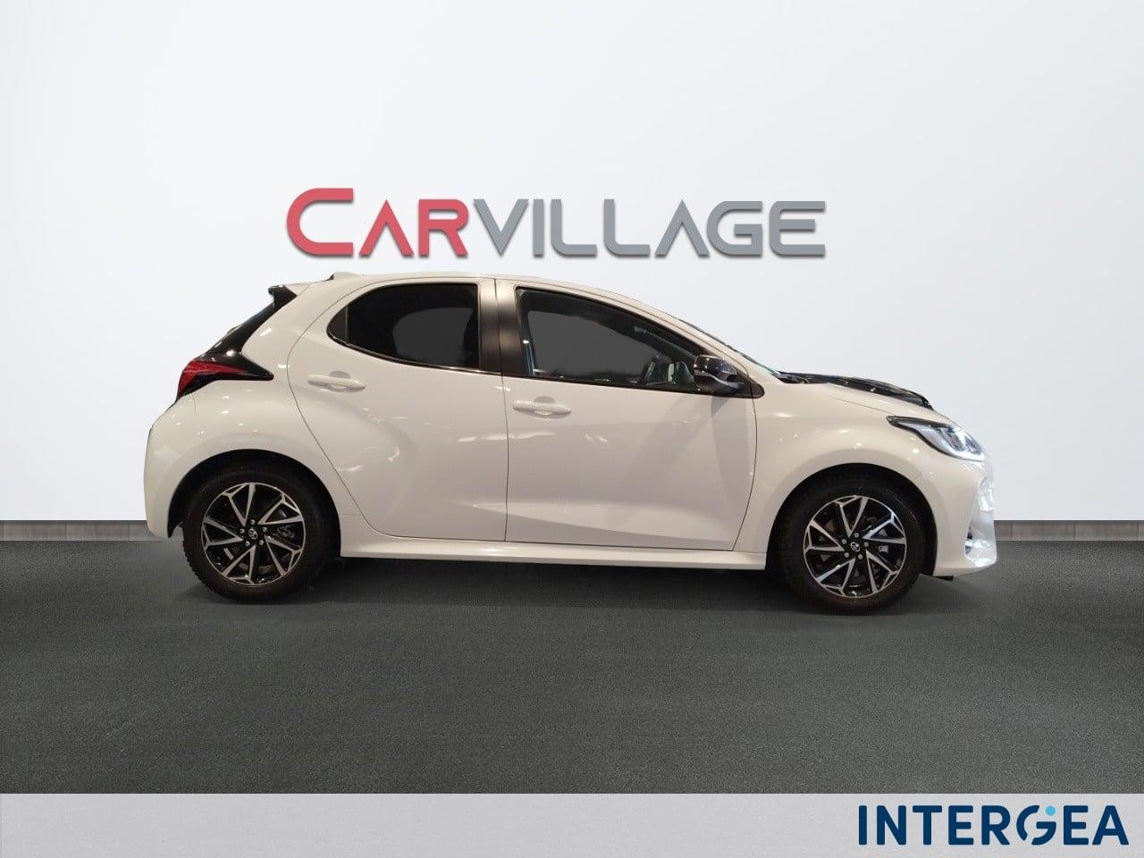 TOYOTA Yaris 1.5h Lounge