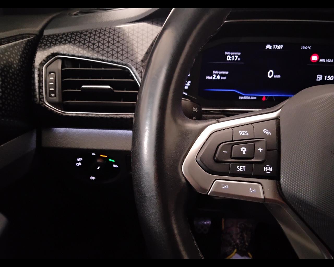 VOLKSWAGEN T-Cross 2019 - T-Cross 1.0 tsi Advanced 110cv