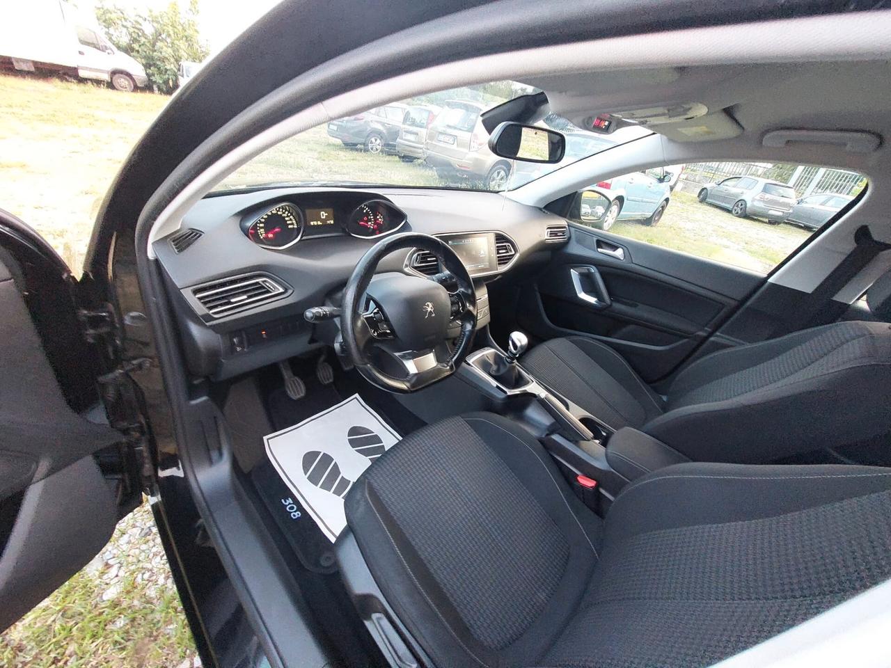 Peugeot 308 BlueHDi 130 S&S SW GT Line