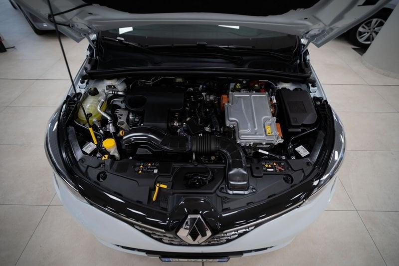 Renault Clio 1.6 E-Tech hybrid Intens 140cv auto my21