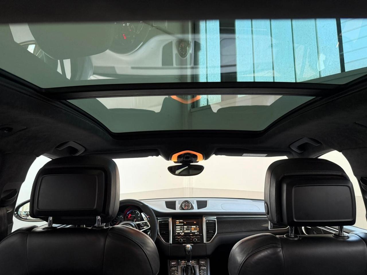 Porsche Macan 3.6 Turbo full optional GANCIO TRAINO+CHRONO+CARBO+SCARICO+DOPPIO TETTO