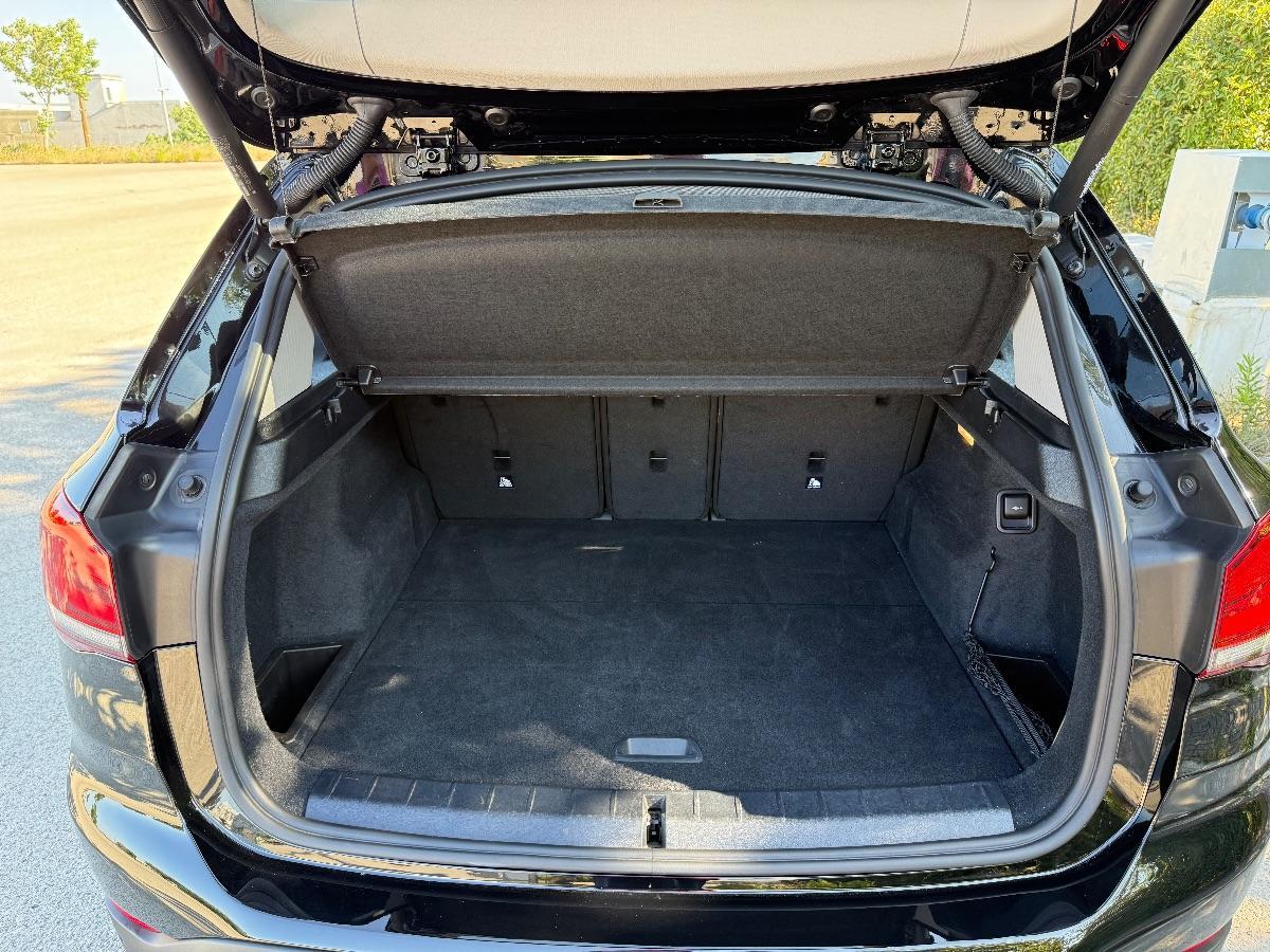 BMW - X1 - sDrive18d Business Advantage