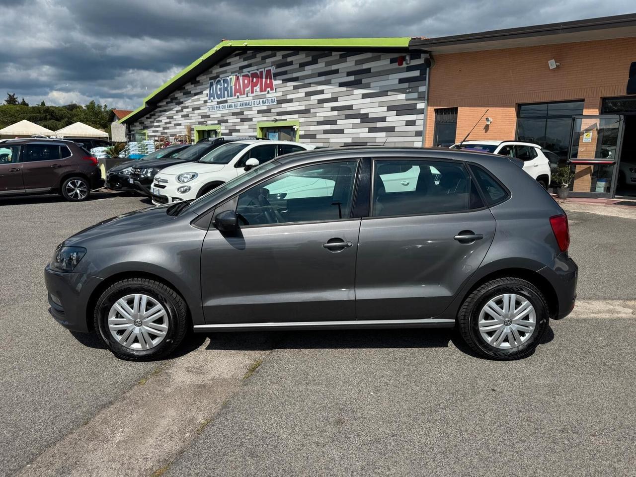 Volkswagen Polo 1.0 MPI BENZ 60CV 5P TRENDLINE 2016