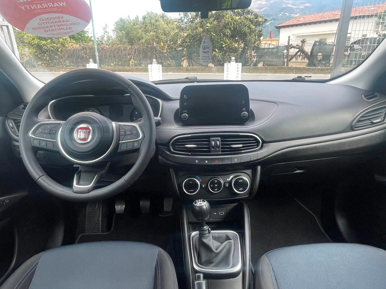 FIAT Tipo (2015-->) Tipo 1.6 Mjt S&S SW City Life