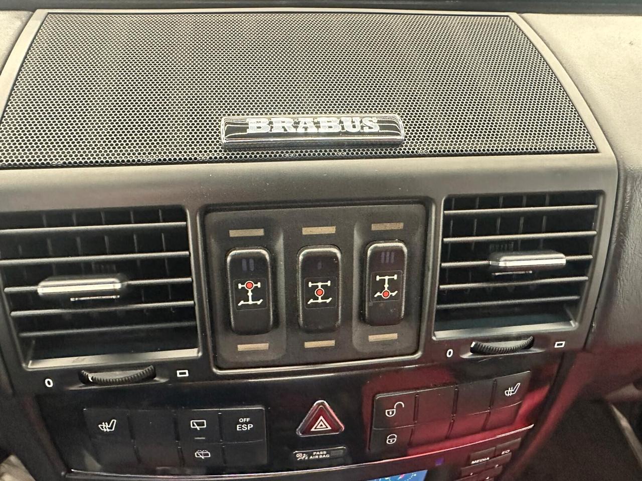MERCEDES G55 BRABUS-IPER FULL-KM CERTIFICATI-PERMUTE