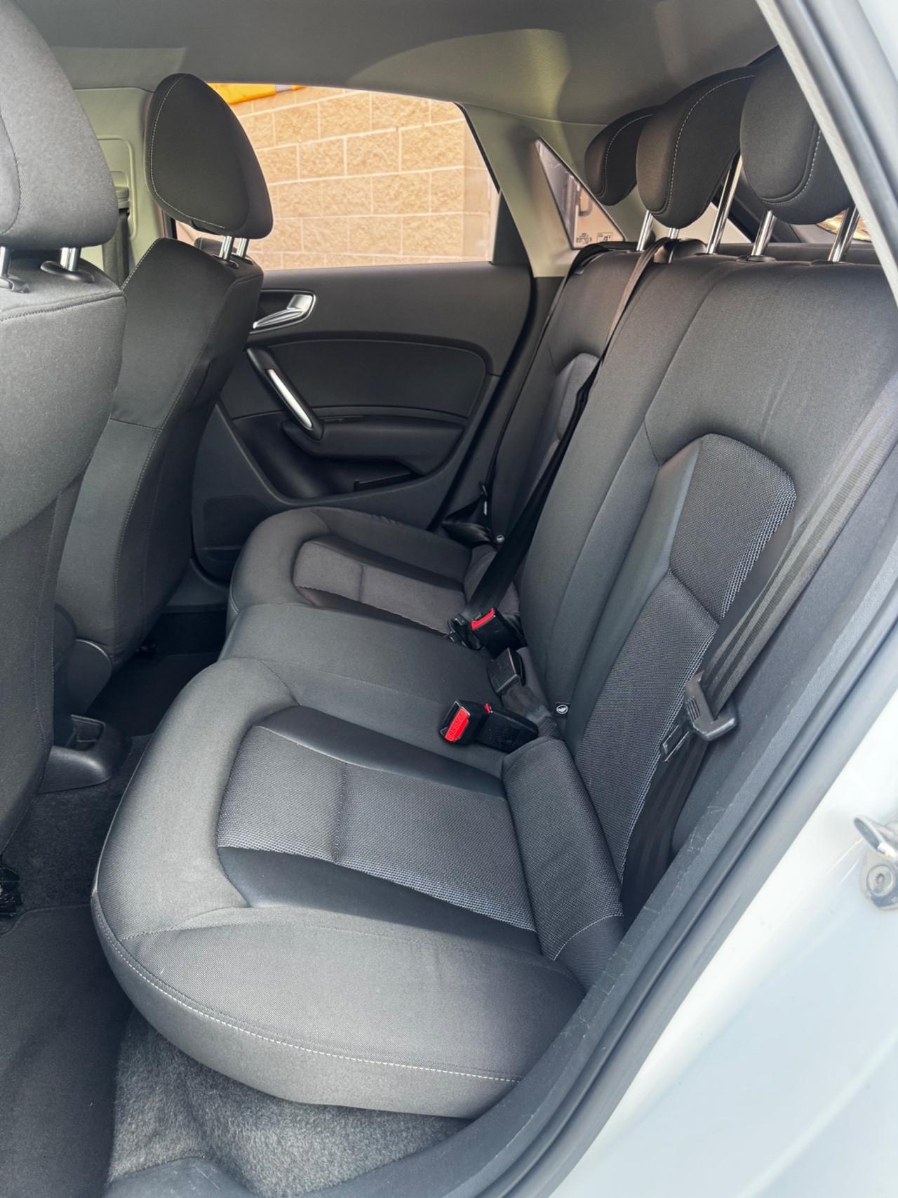 Audi A1 1.6 TDI S tronic Admired