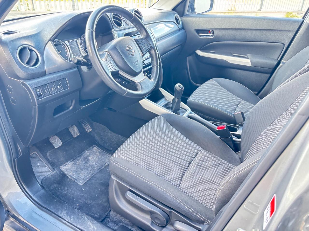 Suzuki Vitara 1.6 VVT V-Top