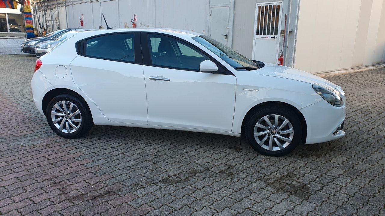 Alfa Romeo Giulietta 1.6 JTDm 120 CV Business