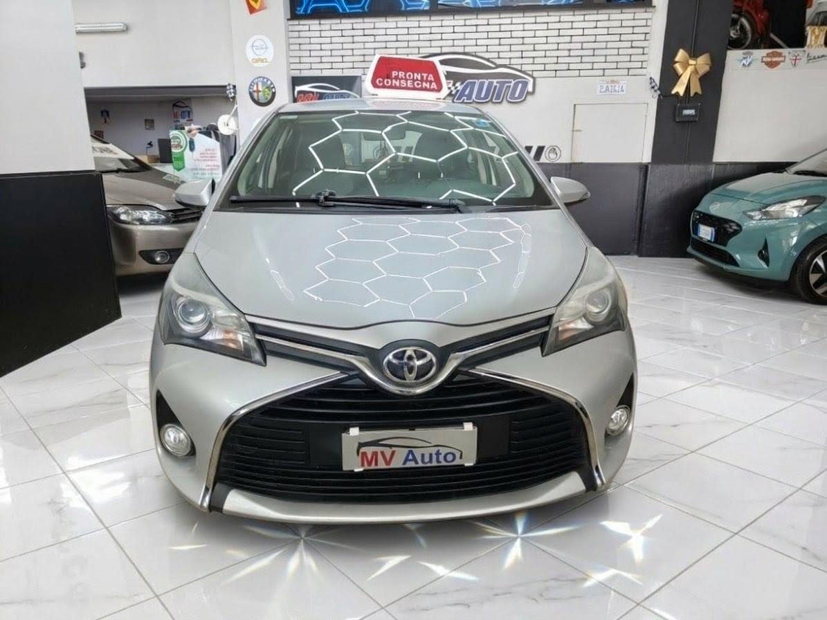 Toyota Yaris 1.0 5P Doppia Occasione da MV Auto!