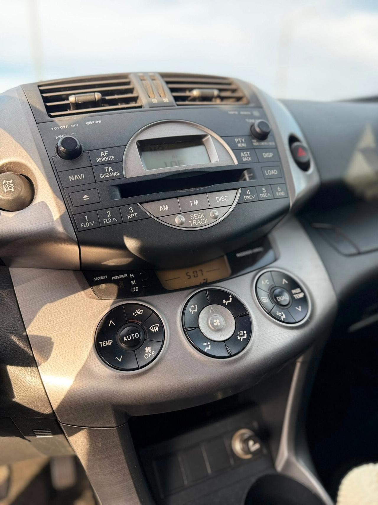 Toyota RAV 4 RAV4 2.2 D-4D 136 CV Luxury