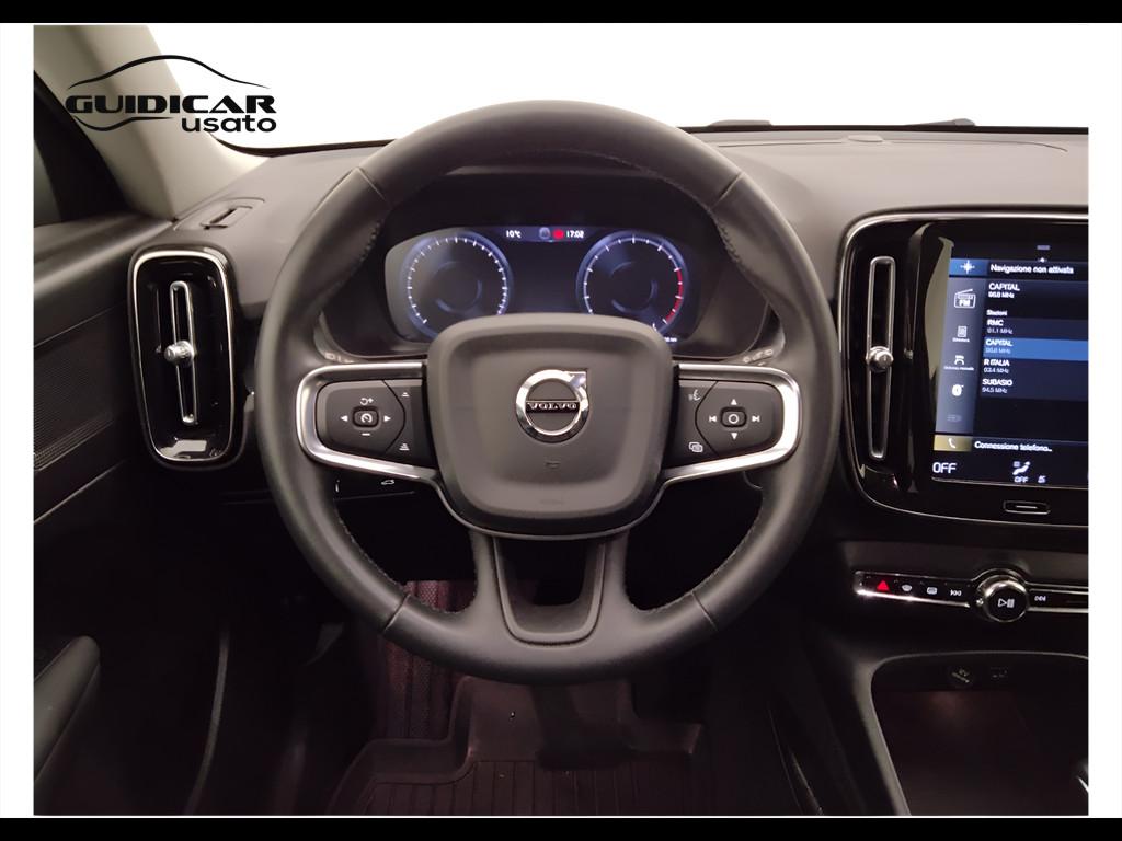 VOLVO XC40 - XC40 1.5 t2 Momentum Core my21