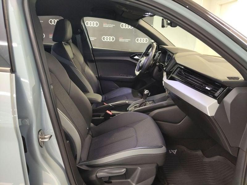 Audi A1 citycarver 30 TFSI S tronic Identity Contrast
