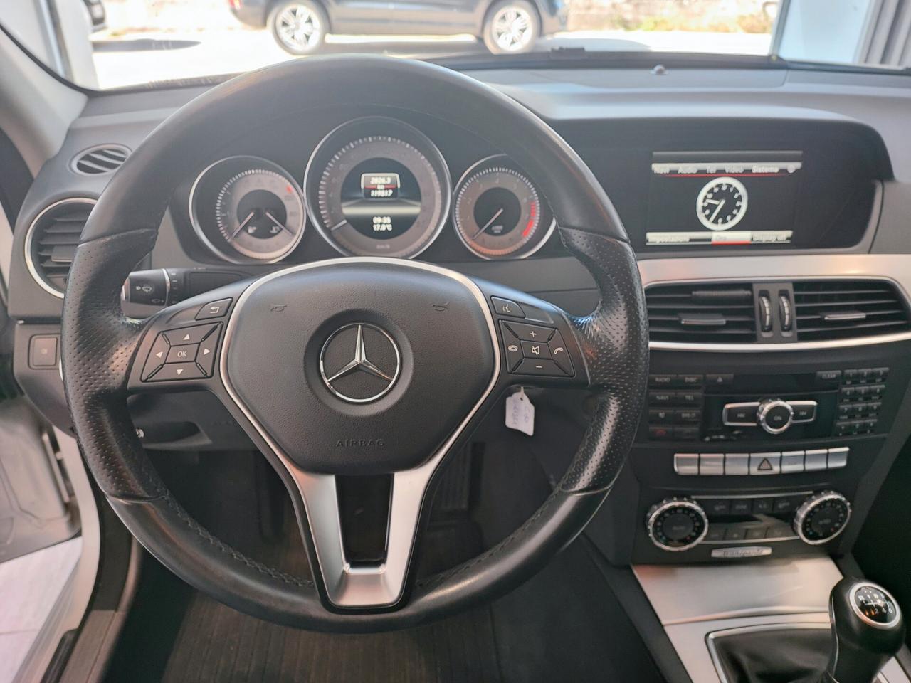 Mercedes-benz C 180 BlueEFFICIENCY Avantgarde IMPECCABILE