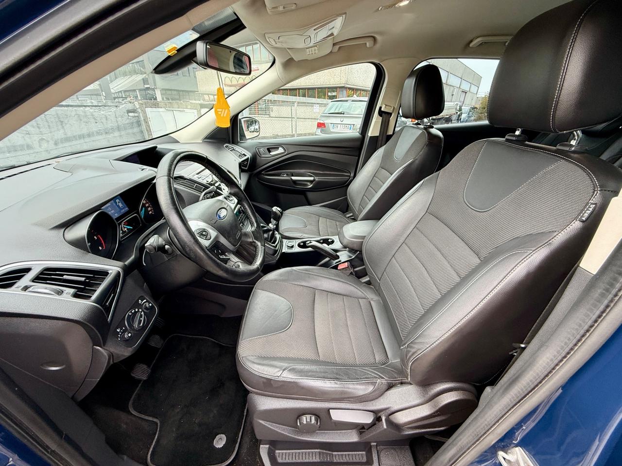 Ford Kuga 2.0 TDCI 140 CV 4WD Titanium
