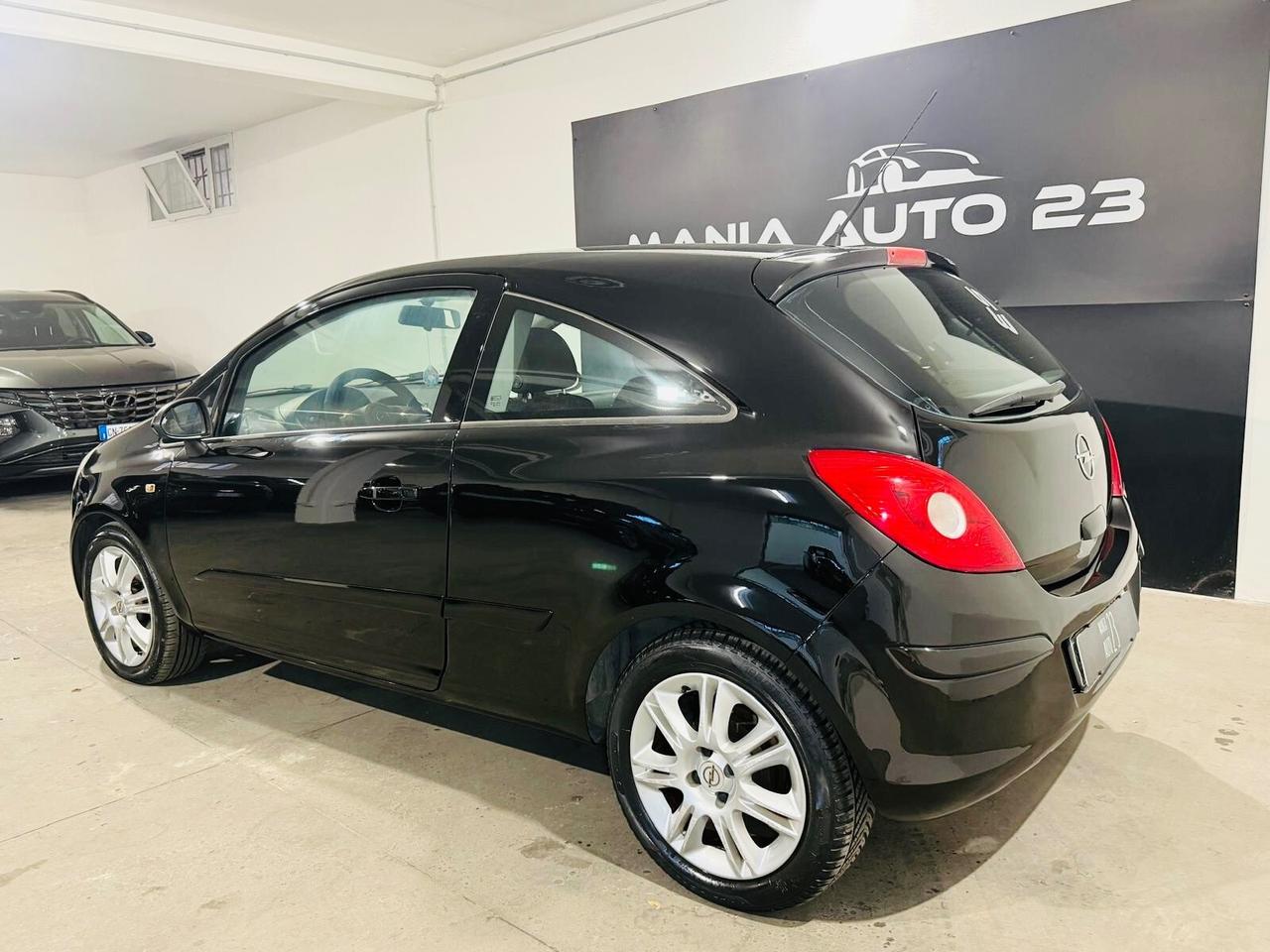 Opel CORSA 1.2 80CV 3P*AUTOMATICA*-TECH Edition