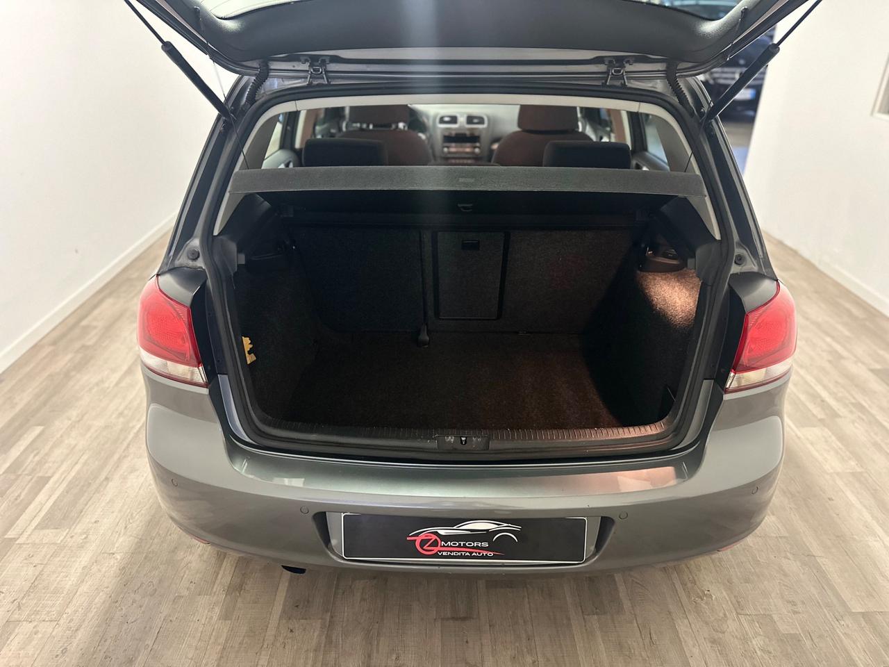 Volkswagen Golf 1.6 TDI DPF DSG 5p. Highline Neopatentati AUTOMATICA