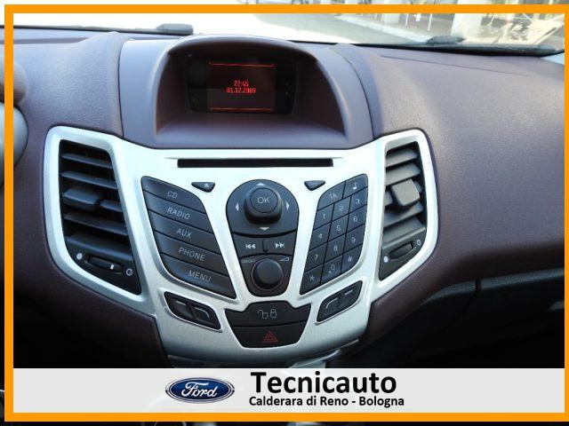 FORD Fiesta 1.4 5 porte Bz.- GPL Titanium *OK NEOPATENTATO*