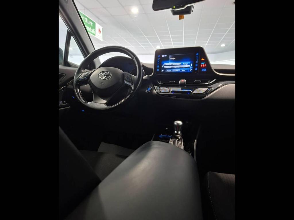 Toyota C-HR 5 Porte 1.8 Hybrid Trend 2WD E-CVT