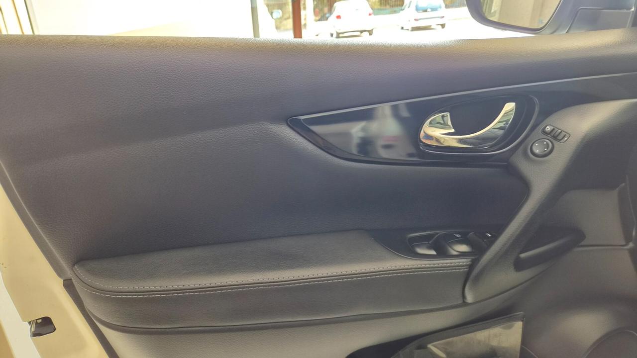 Nissan Qashqai 1.5 dCi Tekna