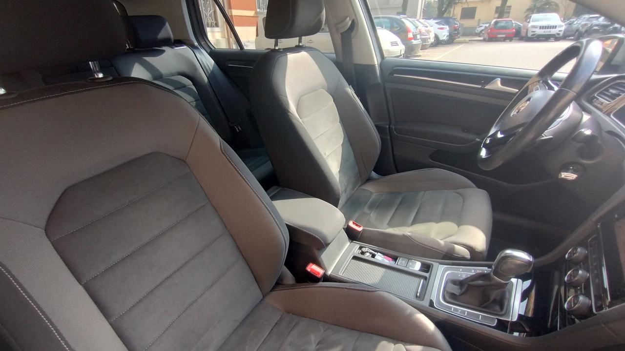 Volkswagen Golf 1.6 TDI 115 CV DSG 5p. Highline BlueMotion Technology