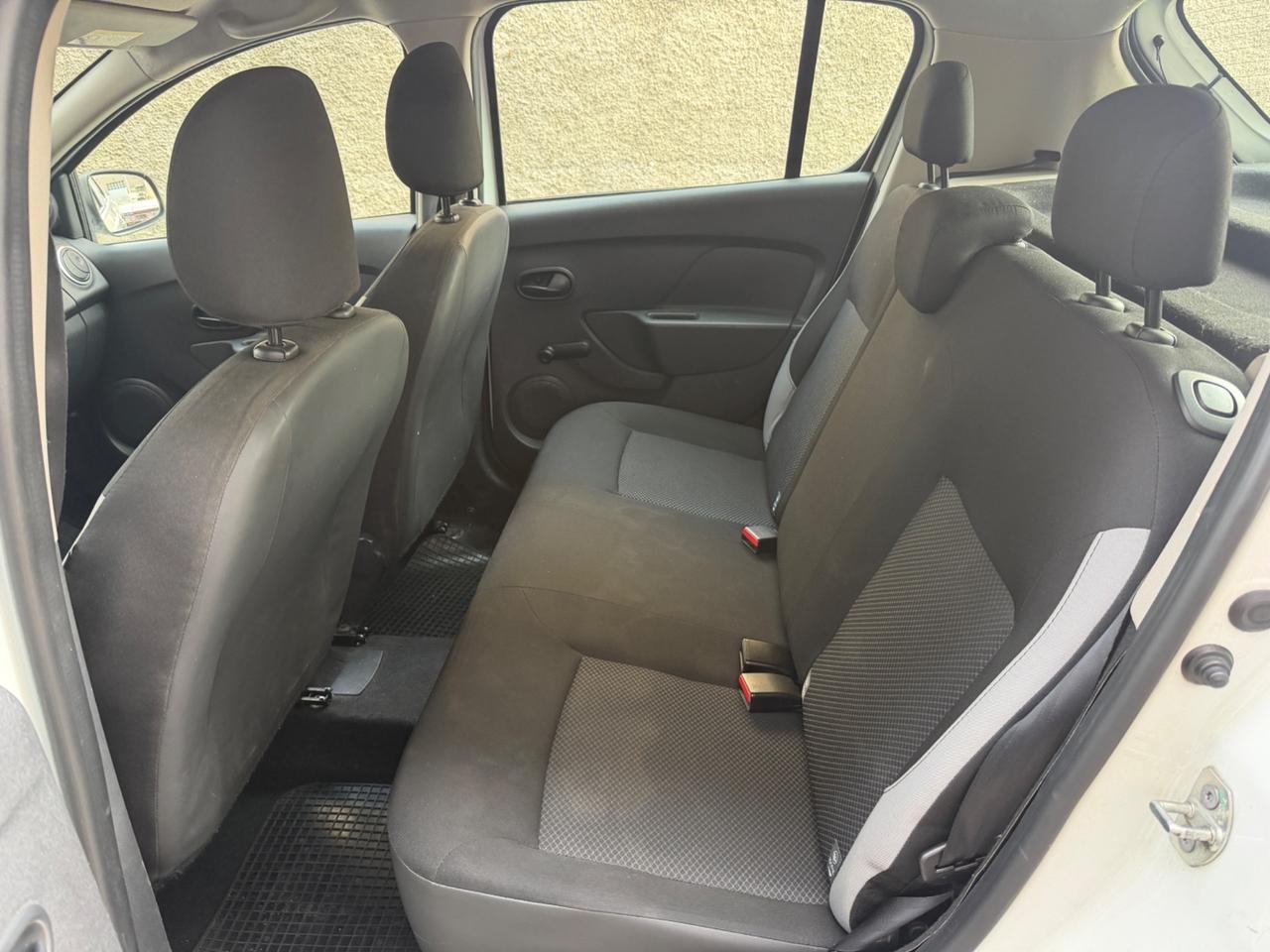 Dacia Sandero 1.2 BENZINA -GPL VALIDO 2035 75CV EURO 5B