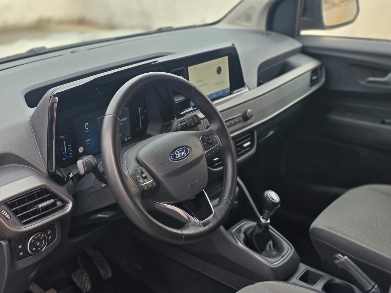 Ford Tourneo Courier 1.0 EcoBoost Active