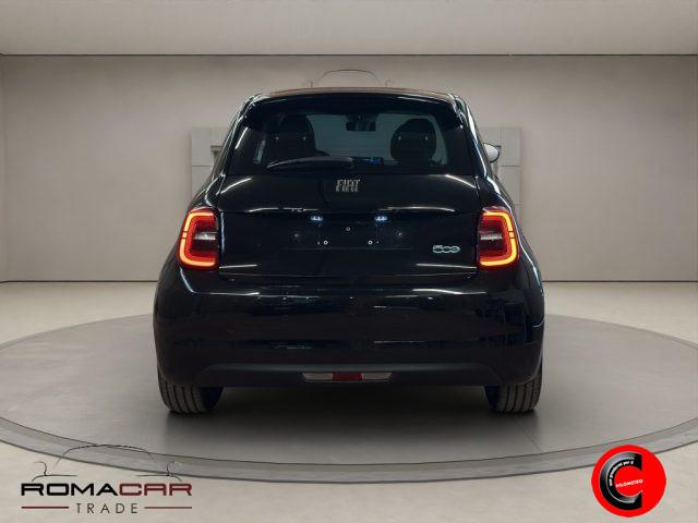 FIAT 500e 3+1 42 kWh Icon