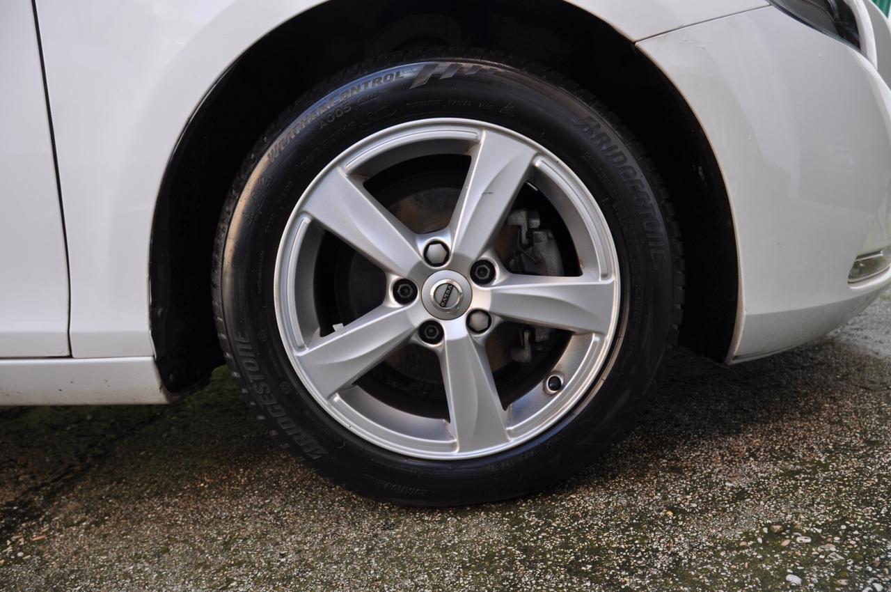 Volvo V40 2.0 D2 Kinetic my18