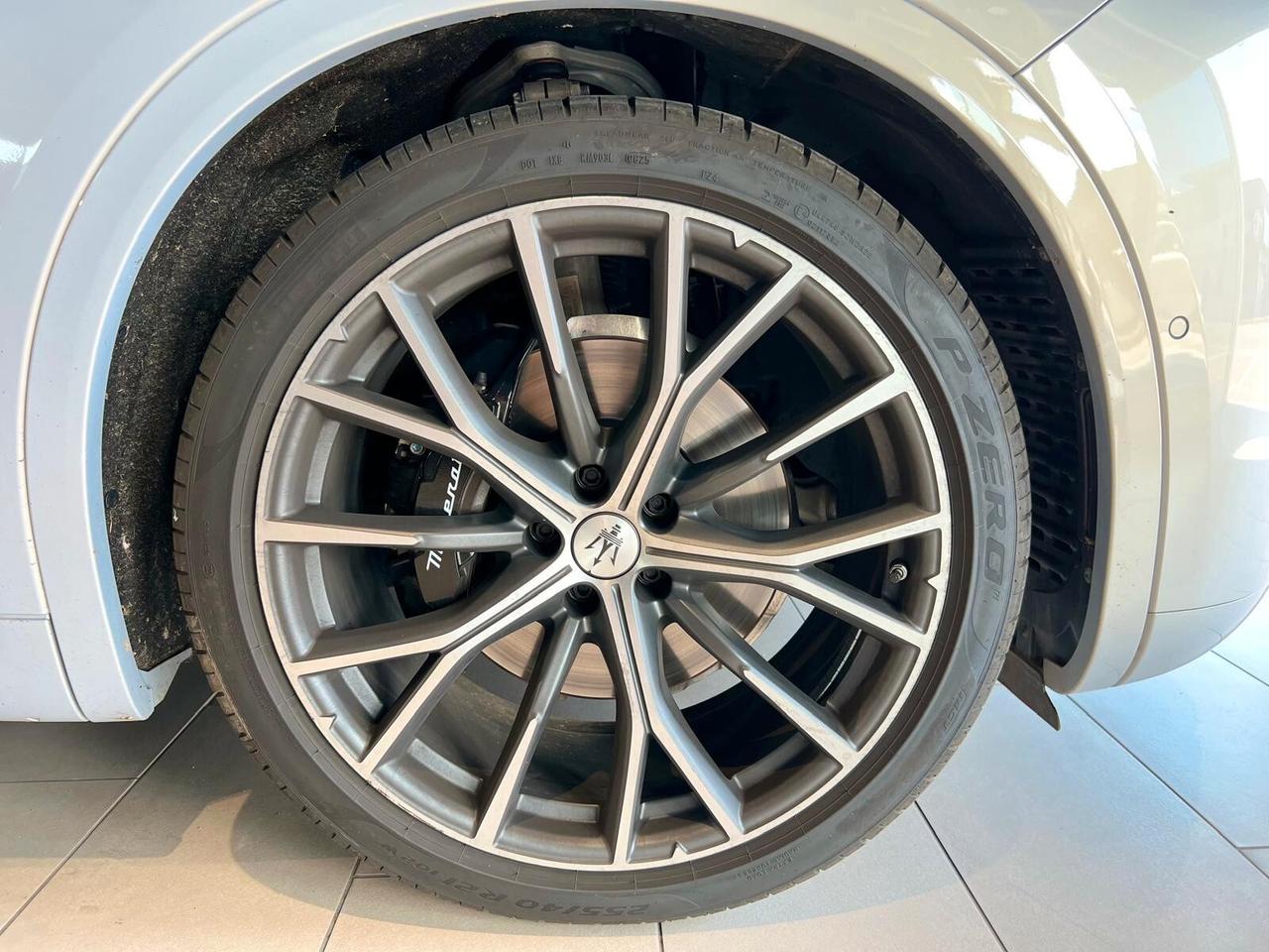 Maserati Grecale MHEV 330 CV AWD Modena