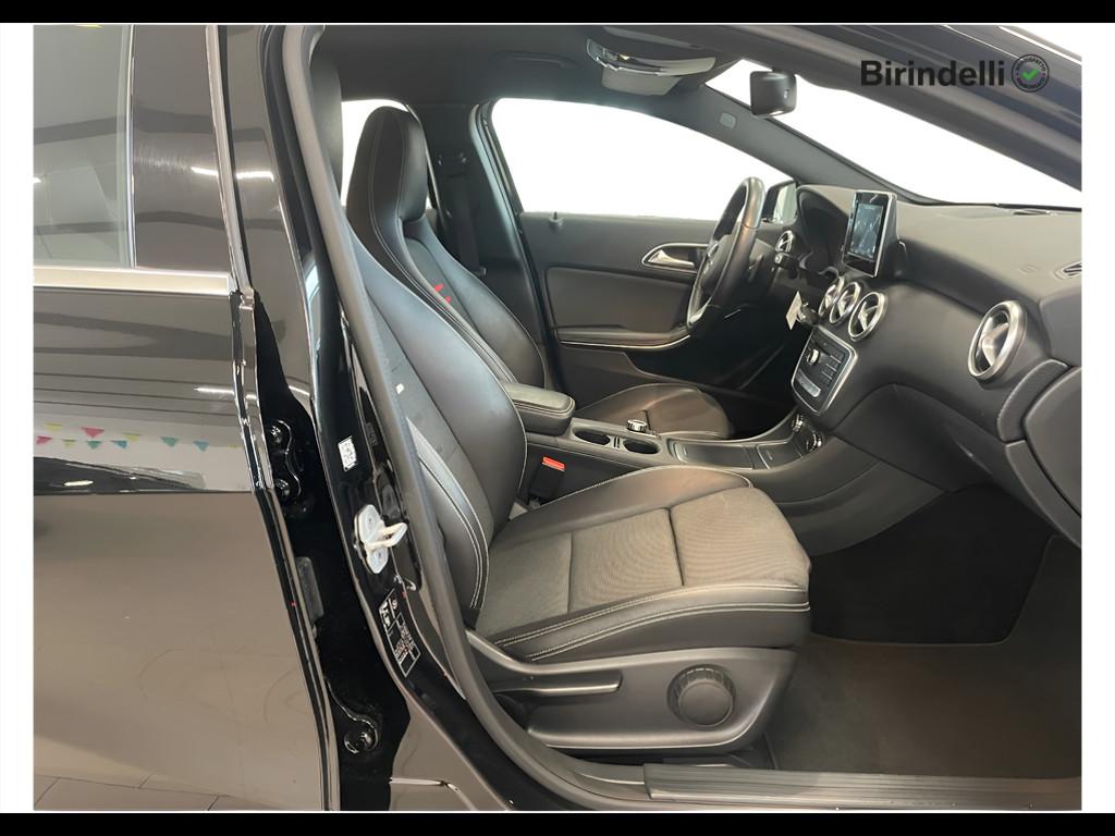 Mercedes-Benz Classe A (W176) - A 180 d Automatic Sport