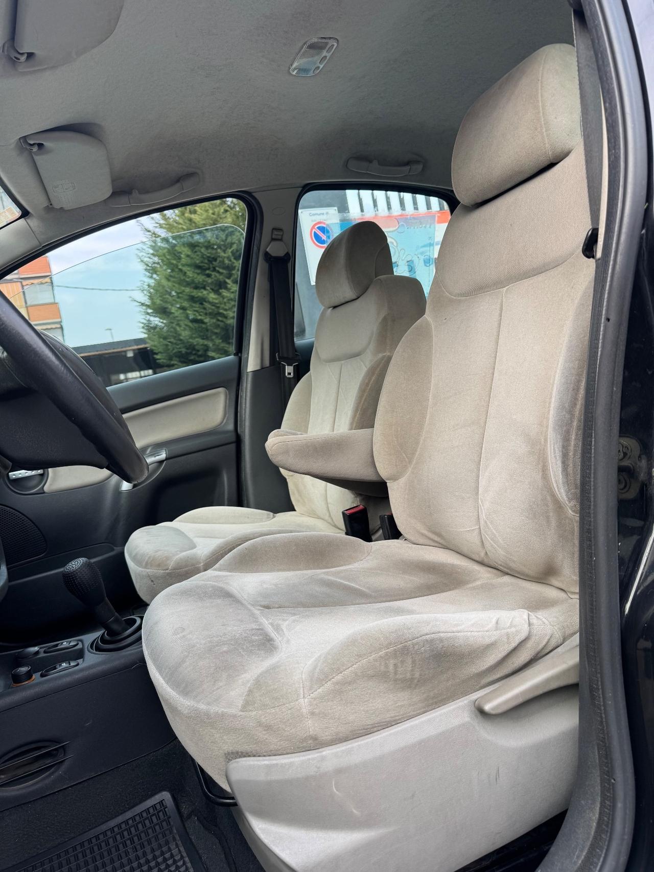 Citroen C3 1.4 HDi 90 cv Exclusive