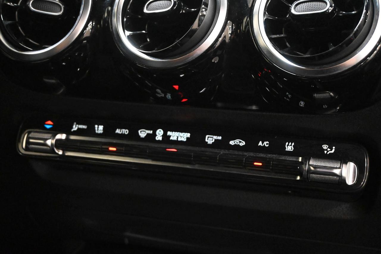 MERCEDES GLA (H247) GLA 250 e hybrid E...