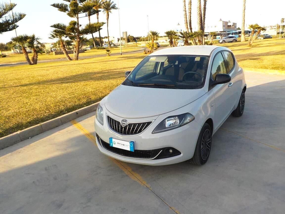Lancia Ypsilon 1.0 FireFly 5 porte S&S Hybrid Ecochic Gold