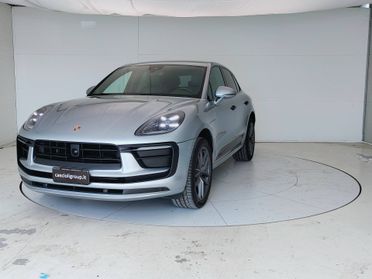 PORSCHE Macan I 2022 - Macan 2.0 265cv pdk
