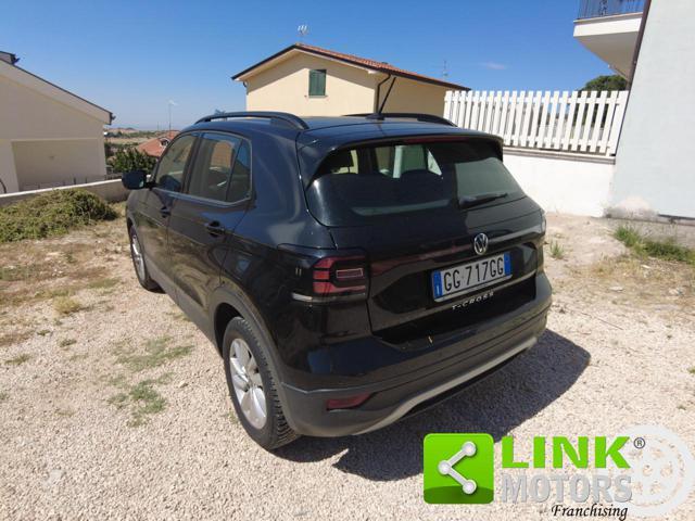 VOLKSWAGEN T-Cross style