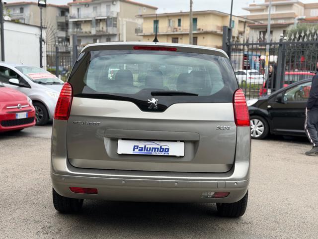 PEUGEOT 5008 2.0 HDi 150CV BUSINESS PERFETTO