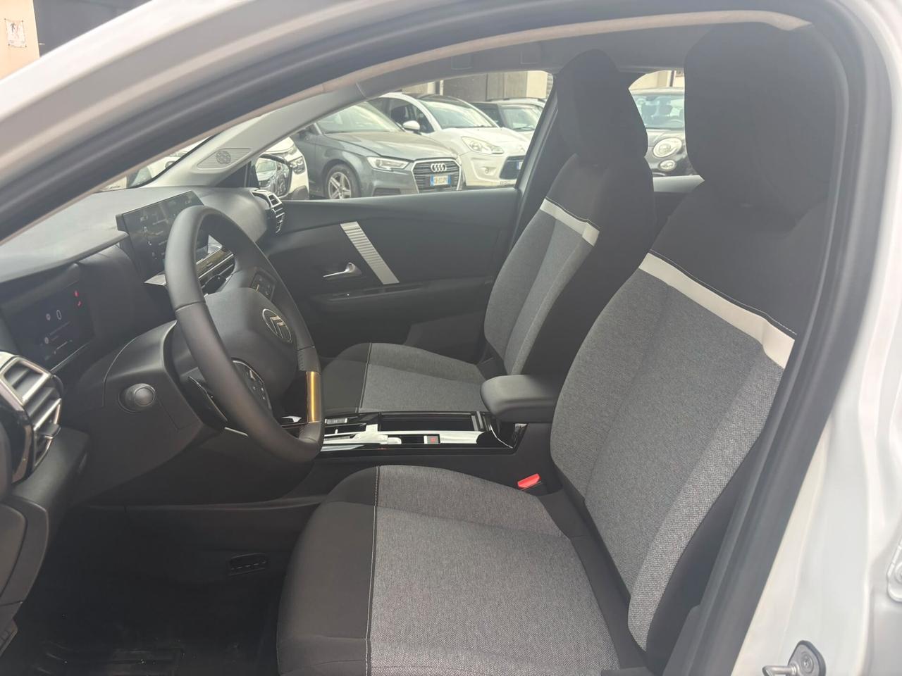 Citroen C4 Hybrid 100 e-DCS6 You