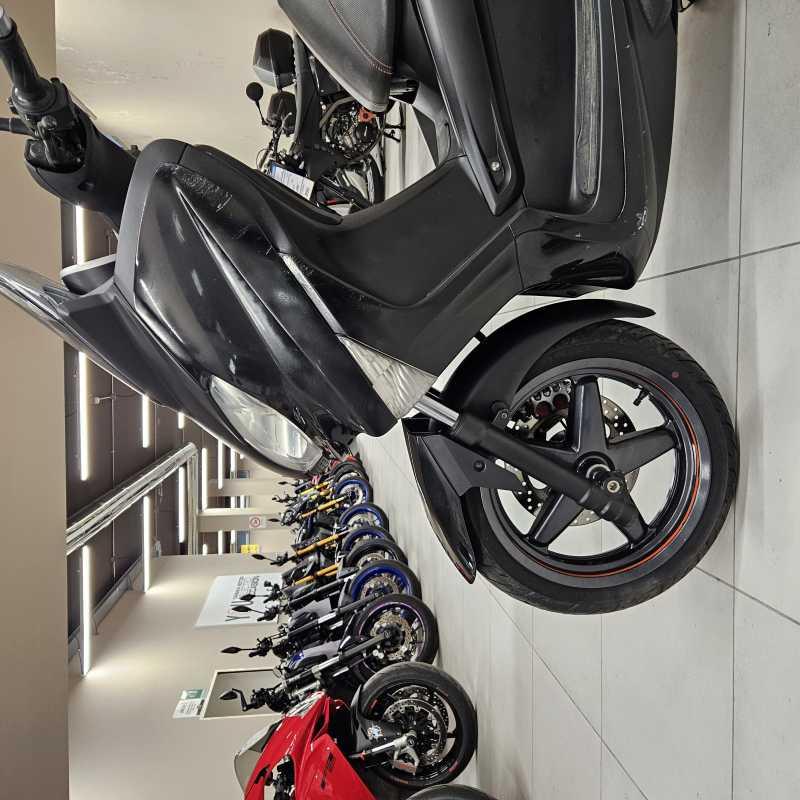 Yamaha X-Max 125 - 2011