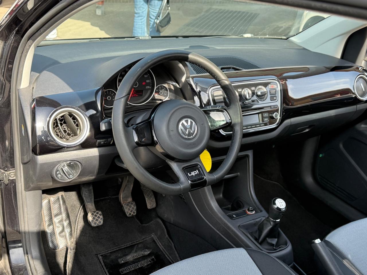 up! 1.0 -black series -unipro-tetto apribile -