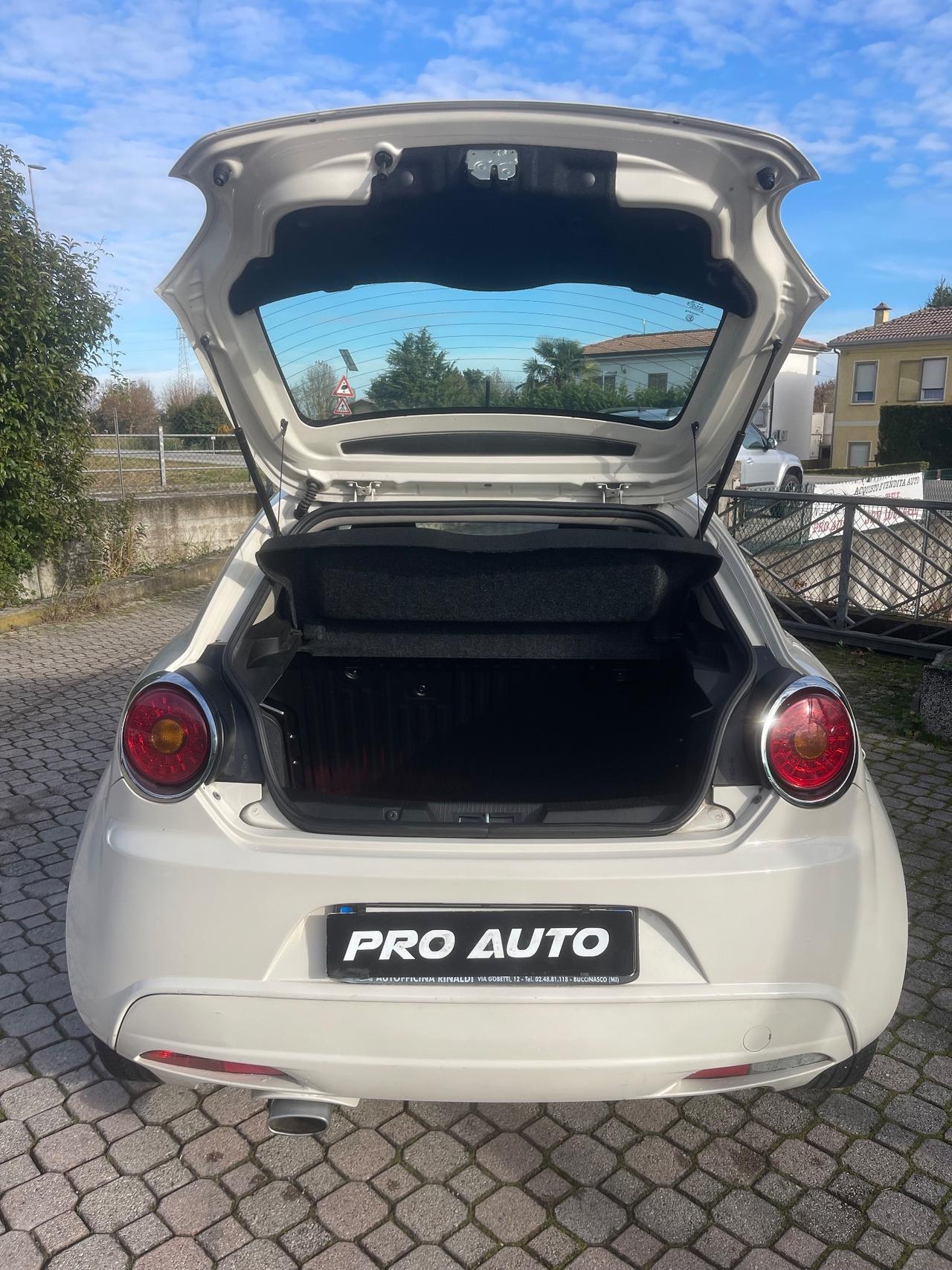 Alfa Romeo MiTo 1.4 78 CV Distinctive Sport Pack