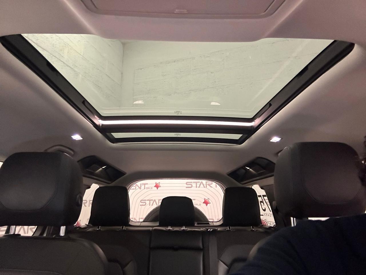 Land Rover Defender 110 2.0 SD4 AWD Auto 75° ANNIVERSARIO